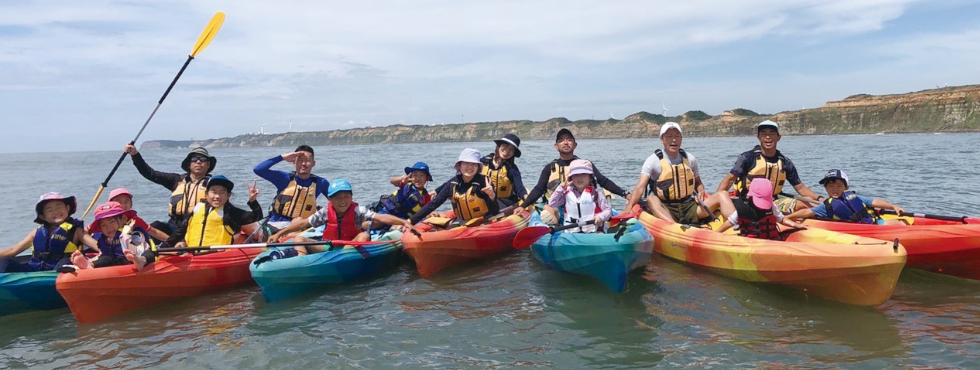 [スライドショー画像]CHOSHI KAYAKS シーカヤック集合写真